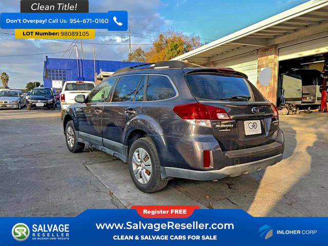 Used 2010 Subaru Outback 2.5i image 4