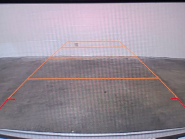 Used 2022 GMC Terrain SLE w/ Driver Convenience Package image 31