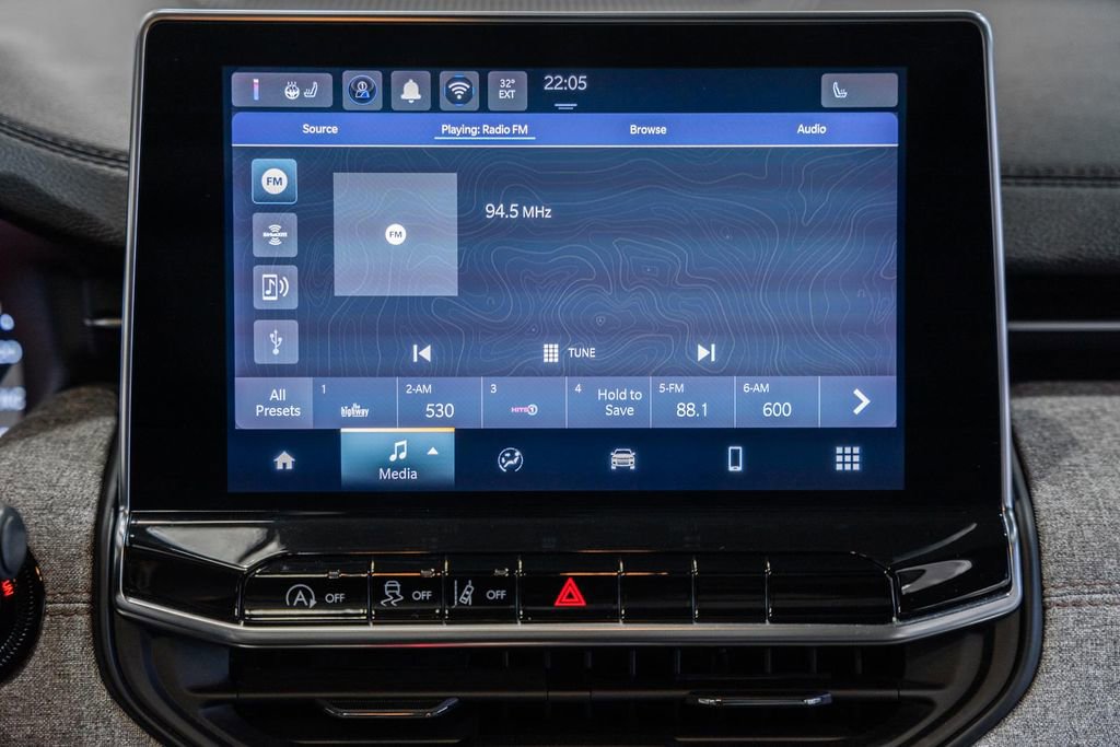 Certified 2024 Jeep Compass Latitude w/ Sun and Sound Group image 26