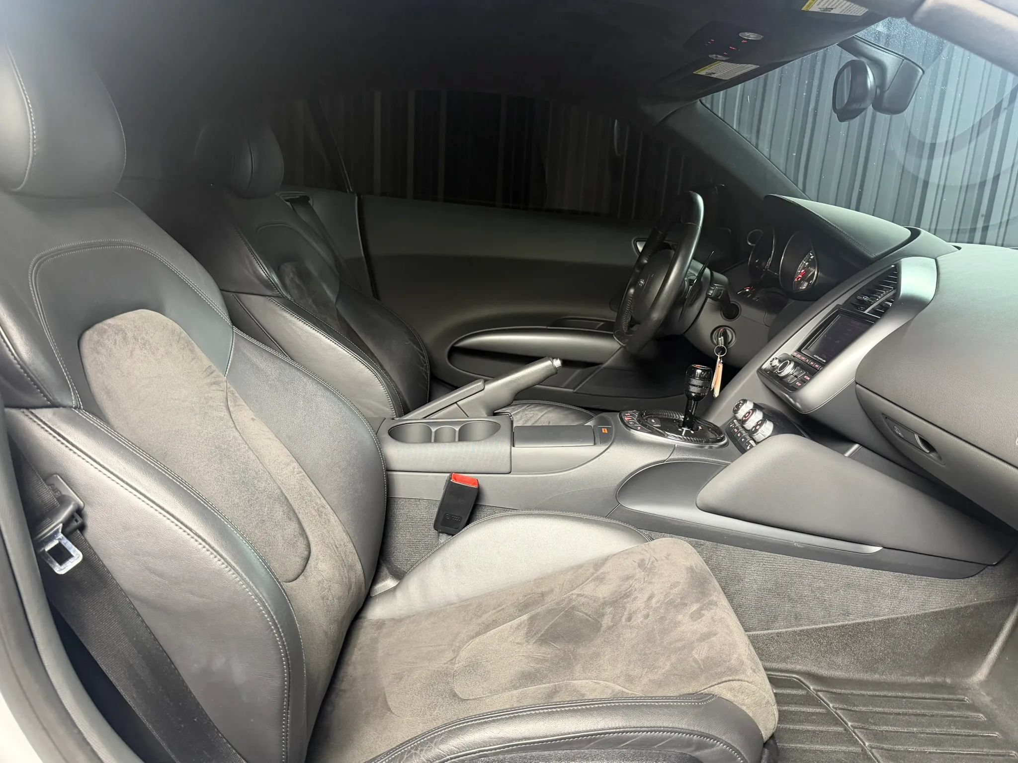 Used 2009 Audi R8 V8 AWD/4WD image 24