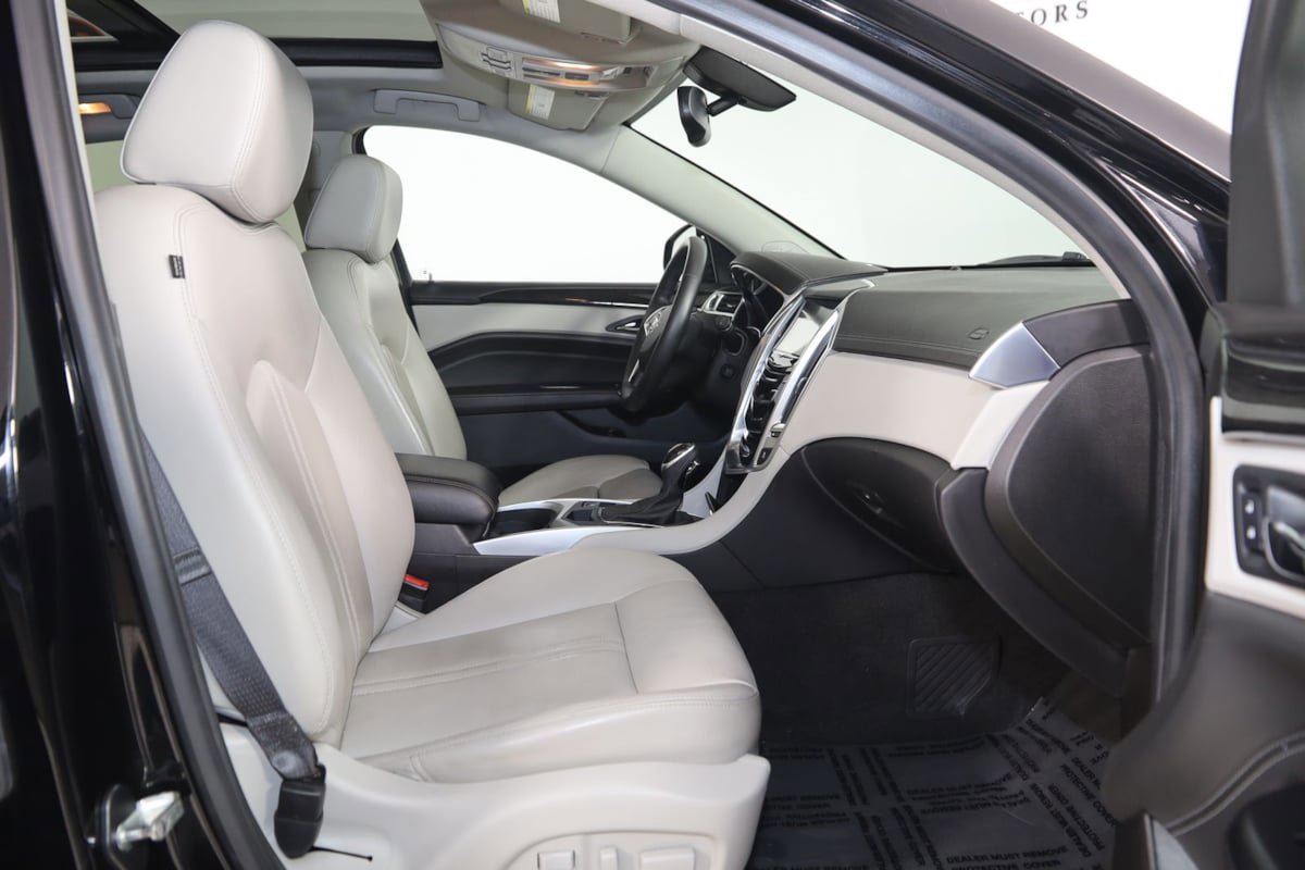 Used 2015 Cadillac SRX Performance FWD image 13