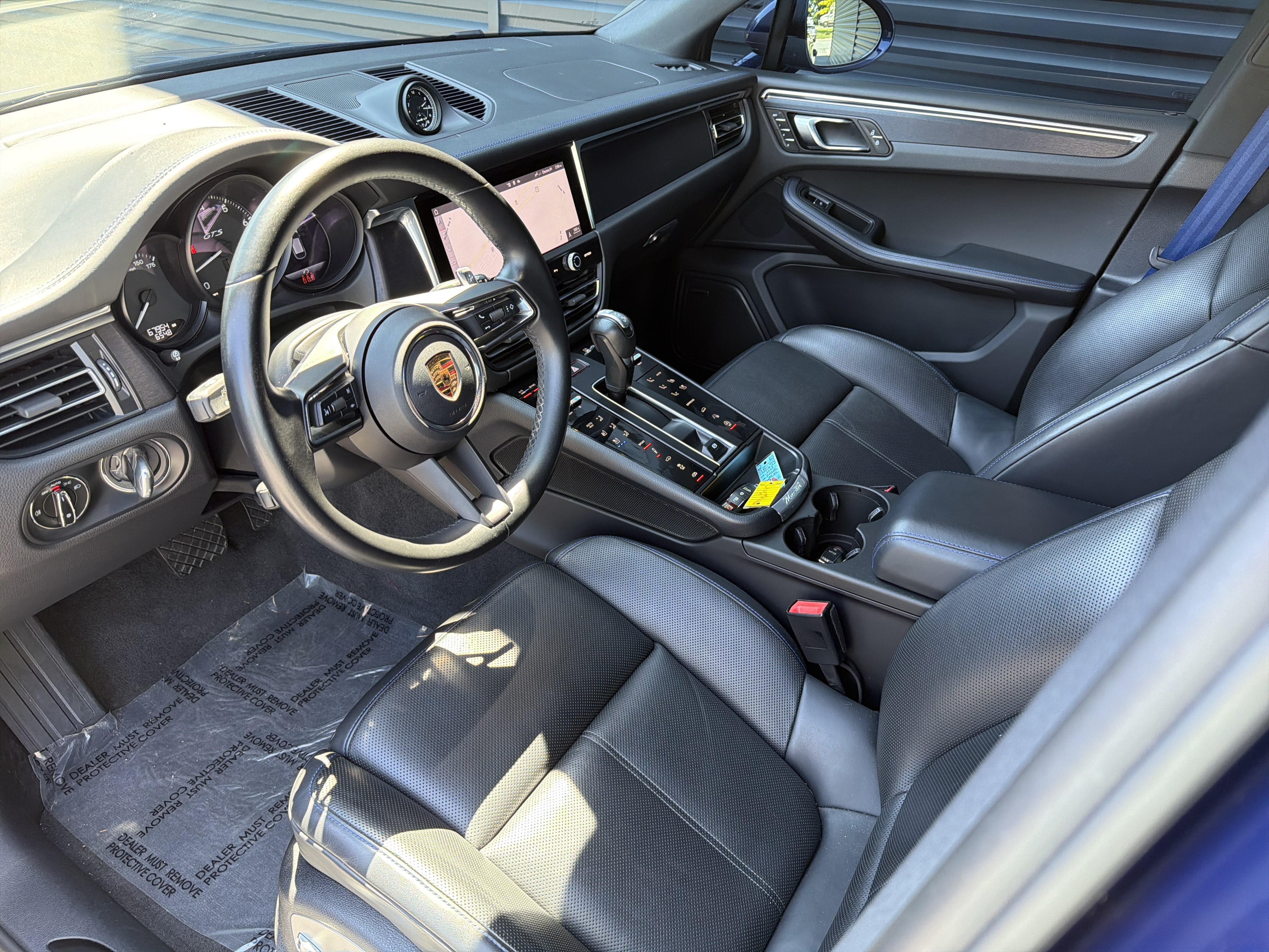 Certified 2023 Porsche Macan GTS AWD/4WD image 10