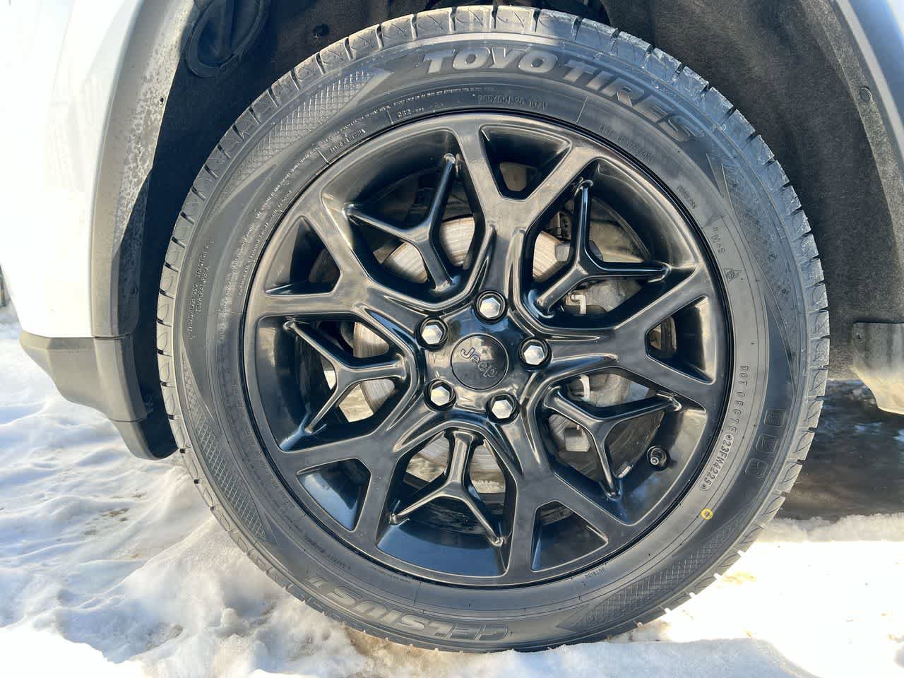 Used 2020 Jeep Grand Cherokee Limited image 10