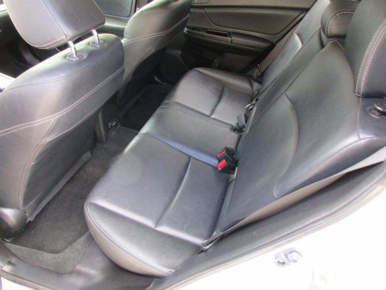 Used 2013 Subaru Crosstrek 2.0i Limited w/ Popular Pkg 1 image 7