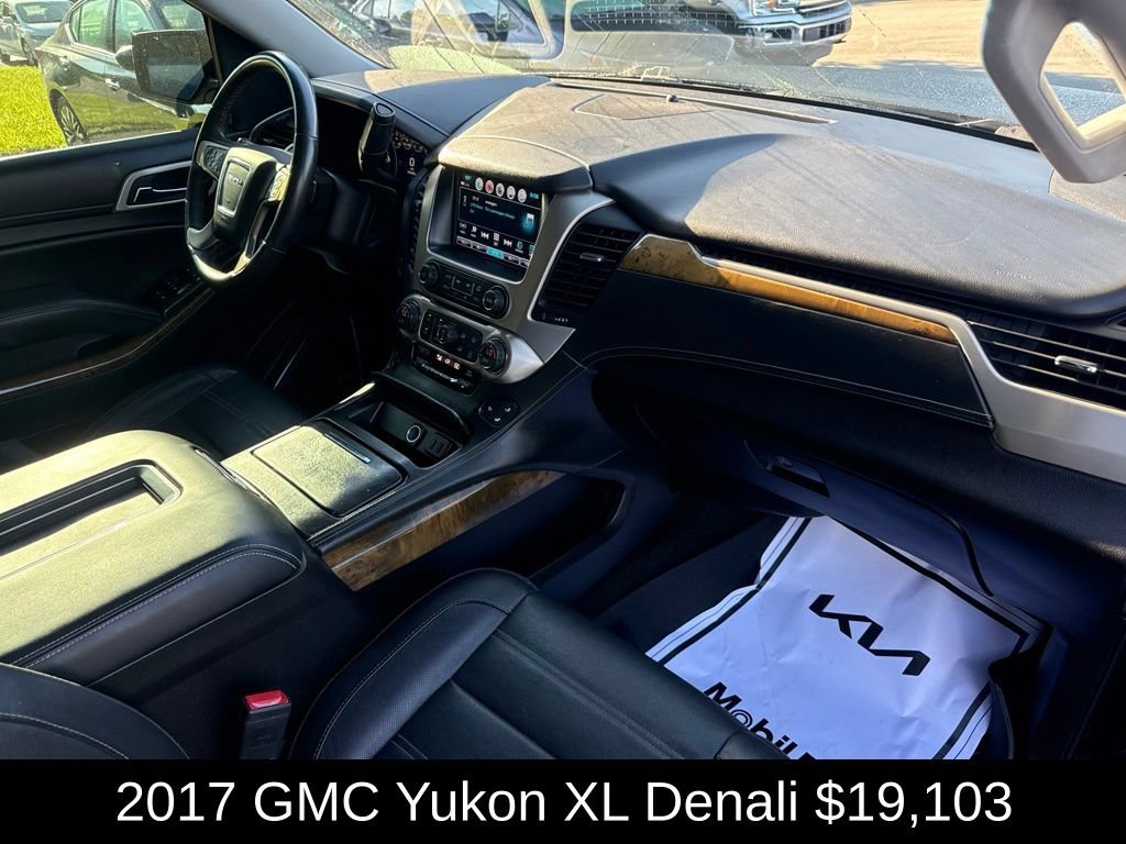 Used 2017 GMC Yukon XL Denali w/ Open Road Package AWD/4WD image 21