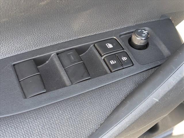 Used 2025 Toyota Corolla LE image 11