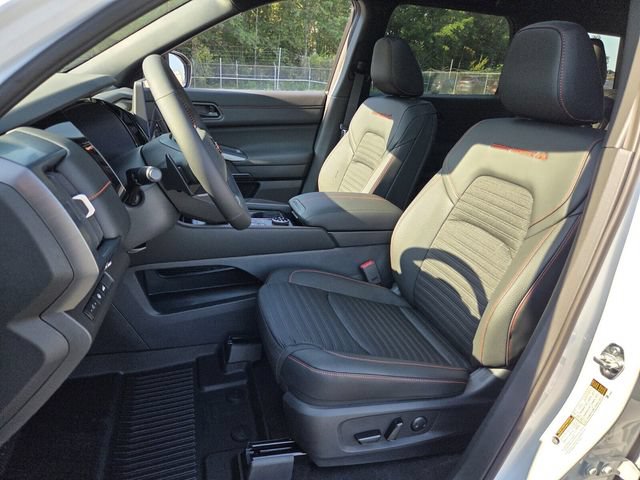 New 2026 Nissan Pathfinder Rock Creek AWD/4WD image 9
