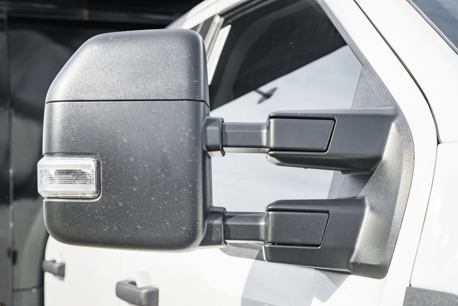 New 2026 Ford F550 4x4 Crew Cab image 17