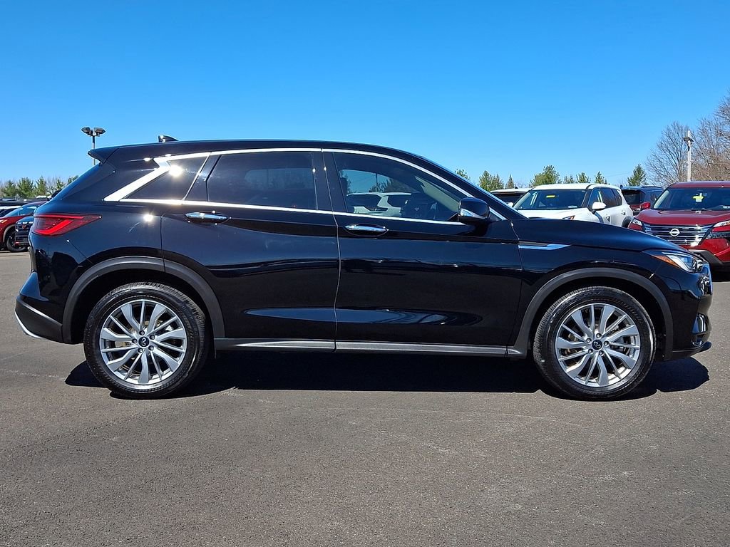 Used 2025 INFINITI QX50 Pure AWD/4WD image 7