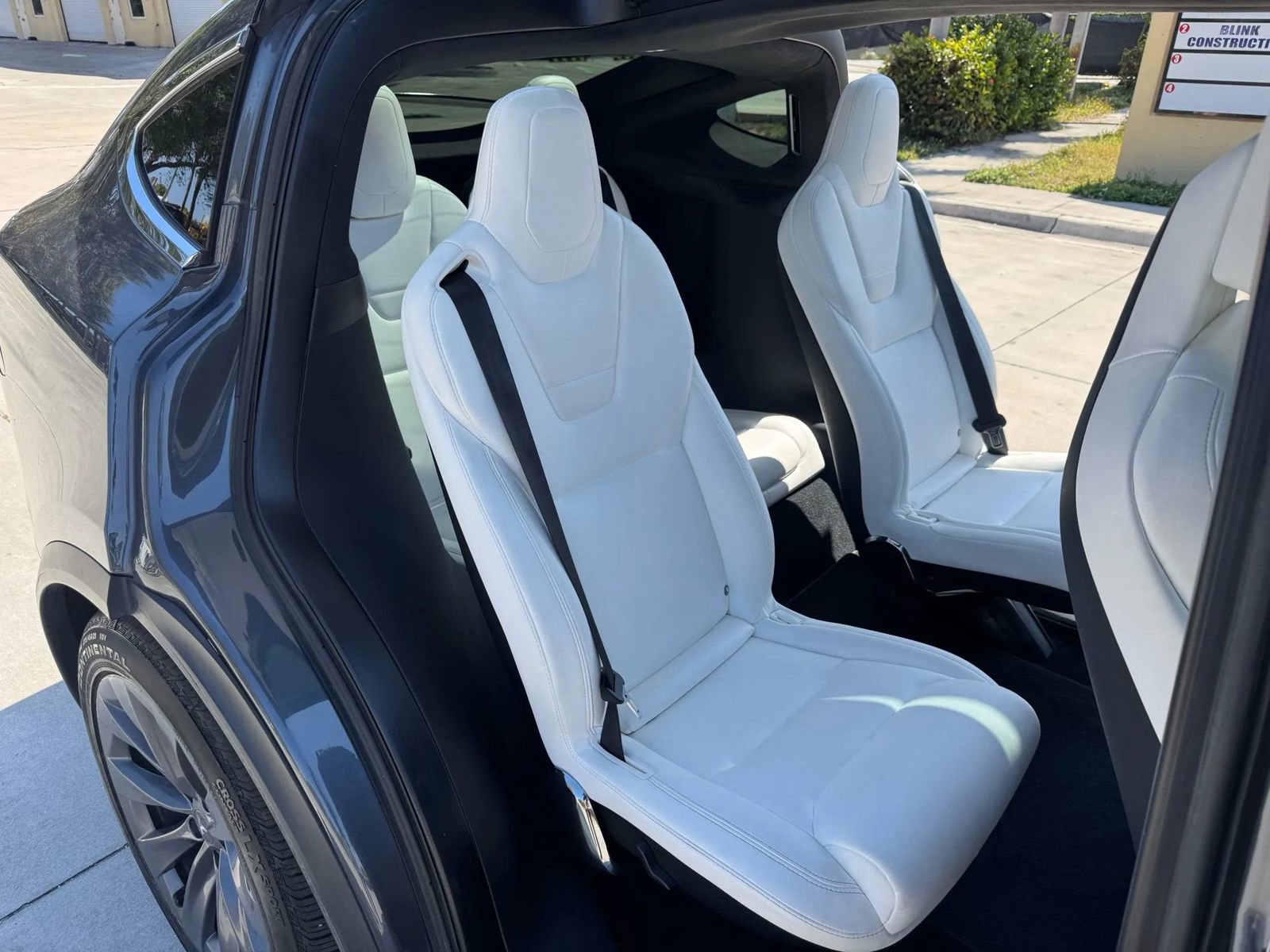 Used 2017 Tesla Model X 75D image 12