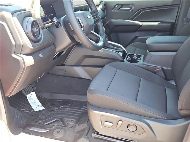 New 2026 Chevrolet Colorado W/T w/ WT Custom Package AWD/4WD image 4