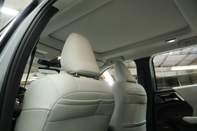 New 2026 Mitsubishi Outlander SE FWD image 22