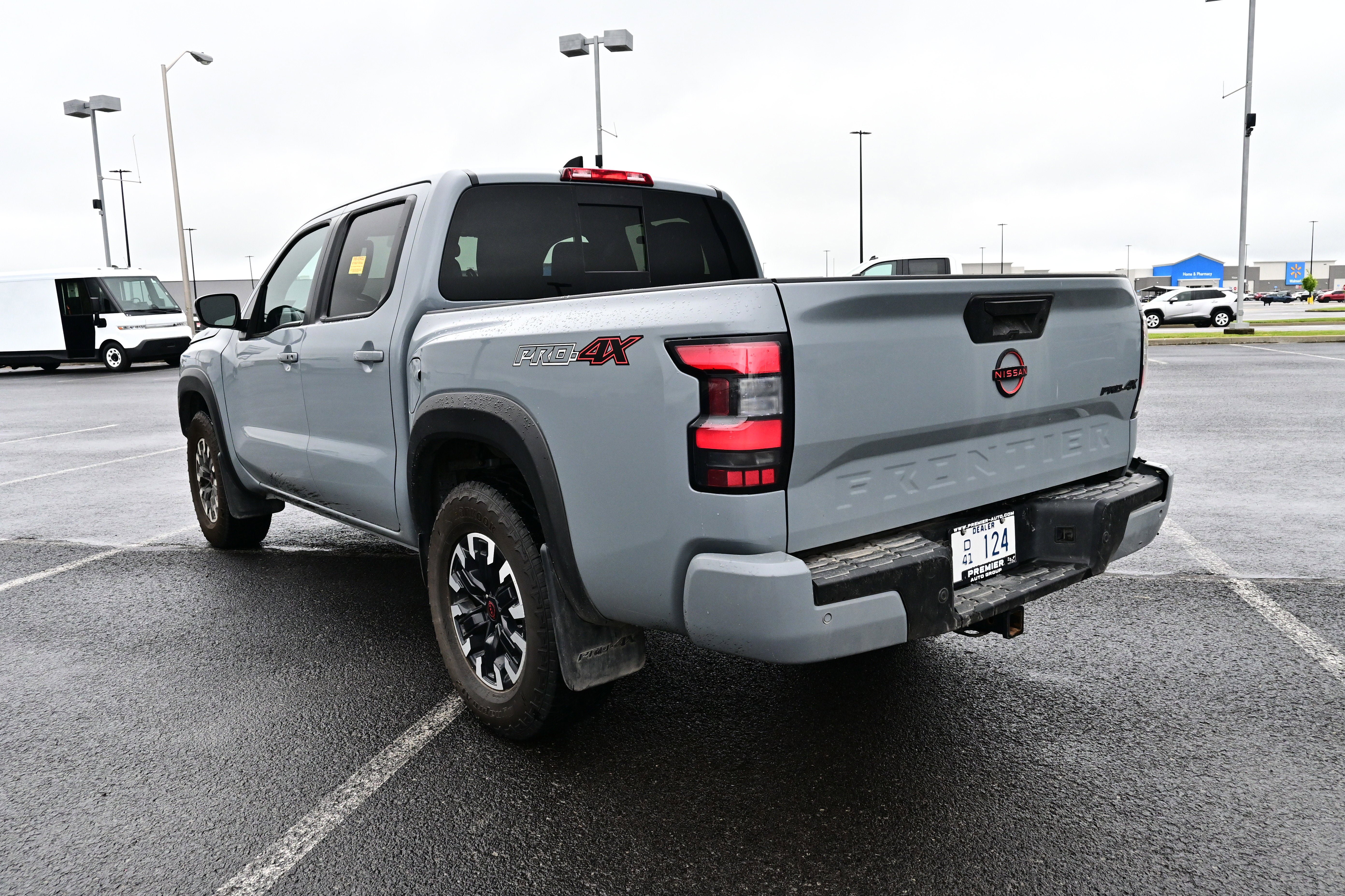Used 2024 Nissan Frontier PRO-4X w/ Technology Package AWD/4WD image 8