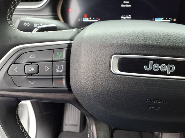 Certified 2023 Jeep Grand Cherokee Limited AWD/4WD image 28