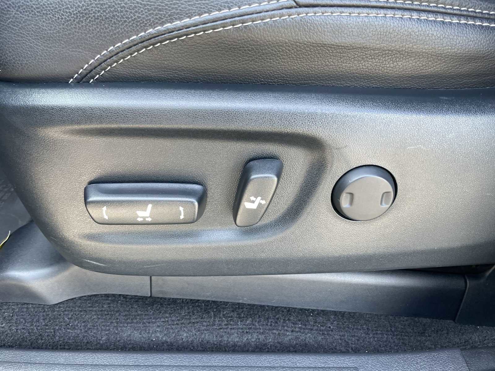 Used 2023 Toyota 4Runner Limited image 14