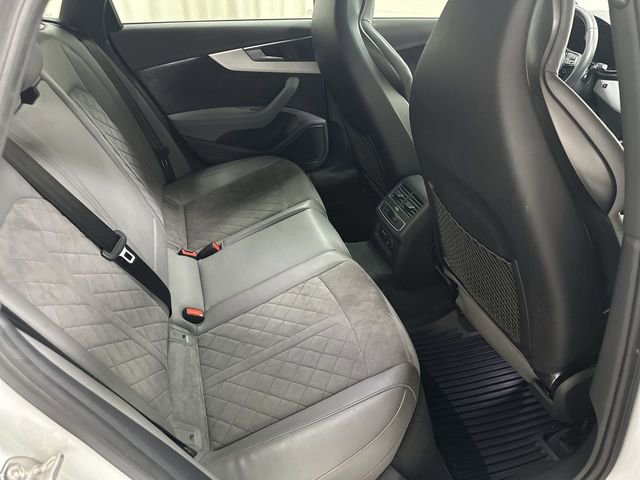 Used 2019 Audi S4 Premium Plus w/ Premium Plus Package image 18