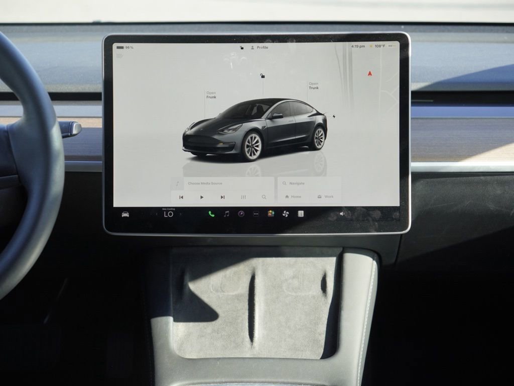 Used 2023 Tesla Model 3 Standard Range image 21