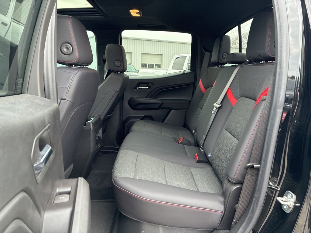 Used 2024 Chevrolet Colorado Z71 w/ Z71 Convenience Package 2 image 16