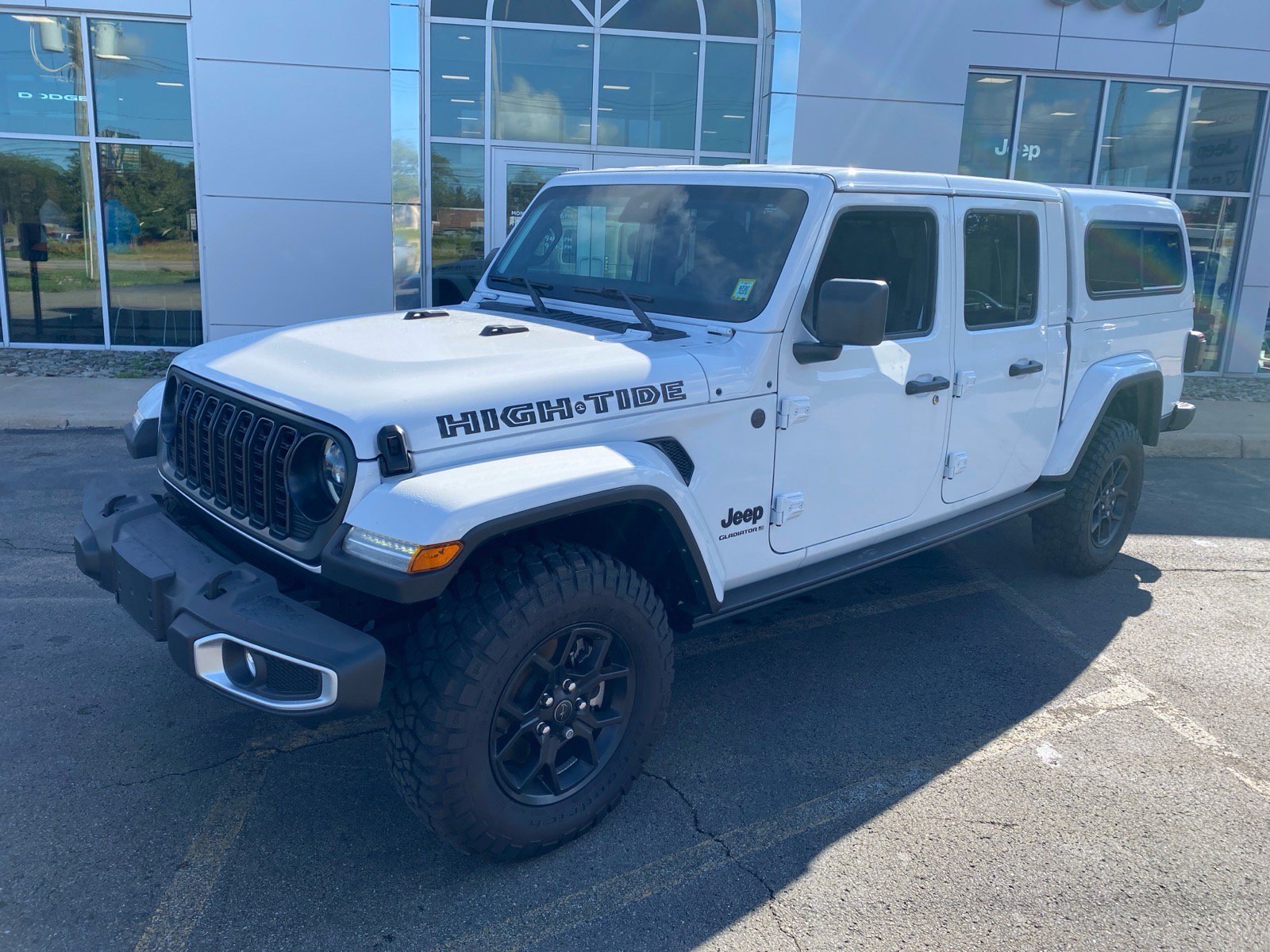 Used 2025 Jeep Gladiator Sport