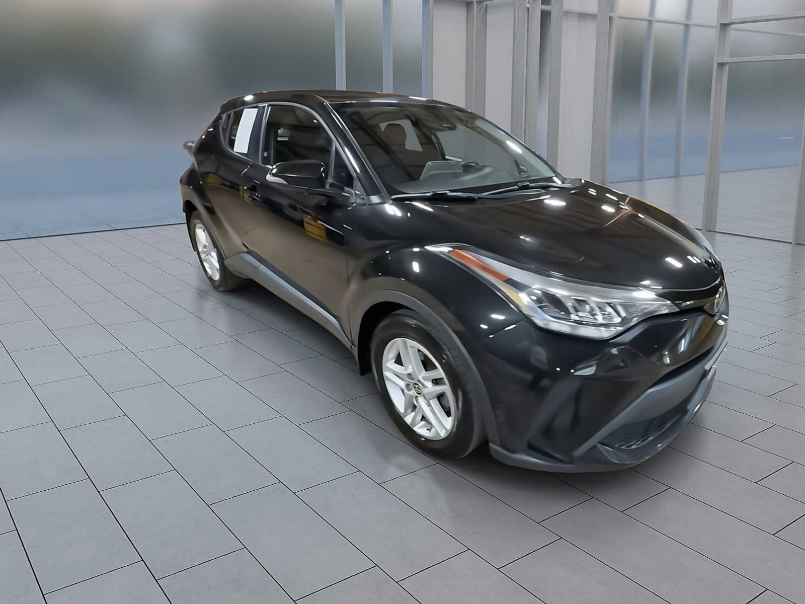 Used 2021 Toyota C-HR LE image 2