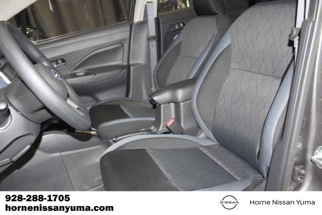 Used 2025 Nissan Versa SV w/ Trunk Package image 4