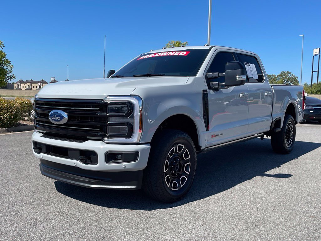 Used 2026 Ford F250 Platinum AWD/4WD image 3