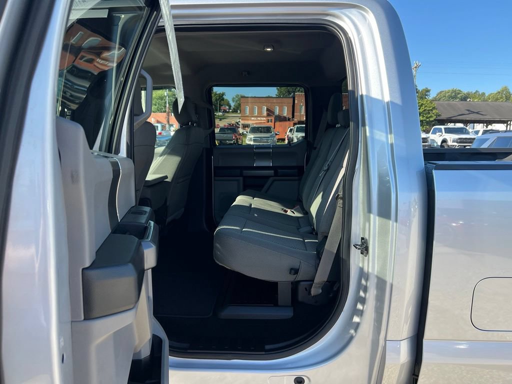 Used 2019 Ford F250 XLT w/ XLT Premium Package AWD/4WD image 16