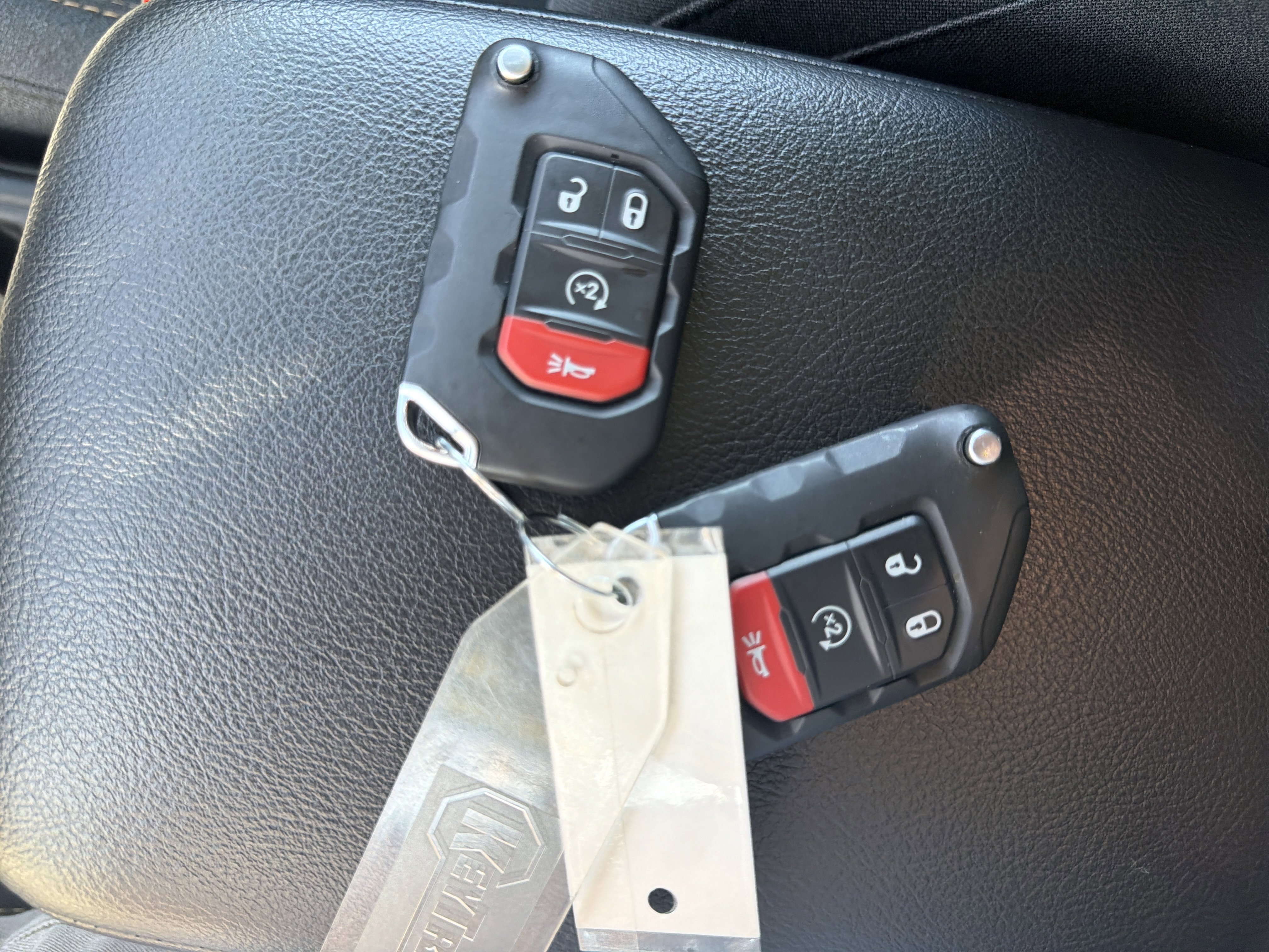 Used 2024 Jeep Wrangler Sport S w/ Convenience Group AWD/4WD image 31