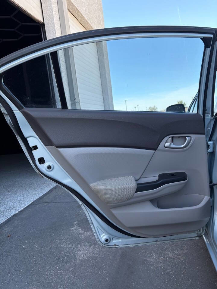 Used 2012 Honda Civic LX image 22