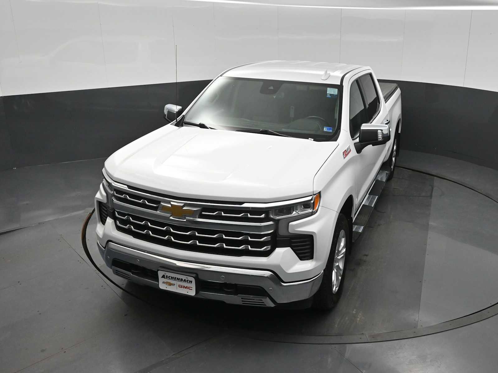 Used 2023 Chevrolet Silverado 1500 LTZ w/ LTZ Convenience Package II image 12