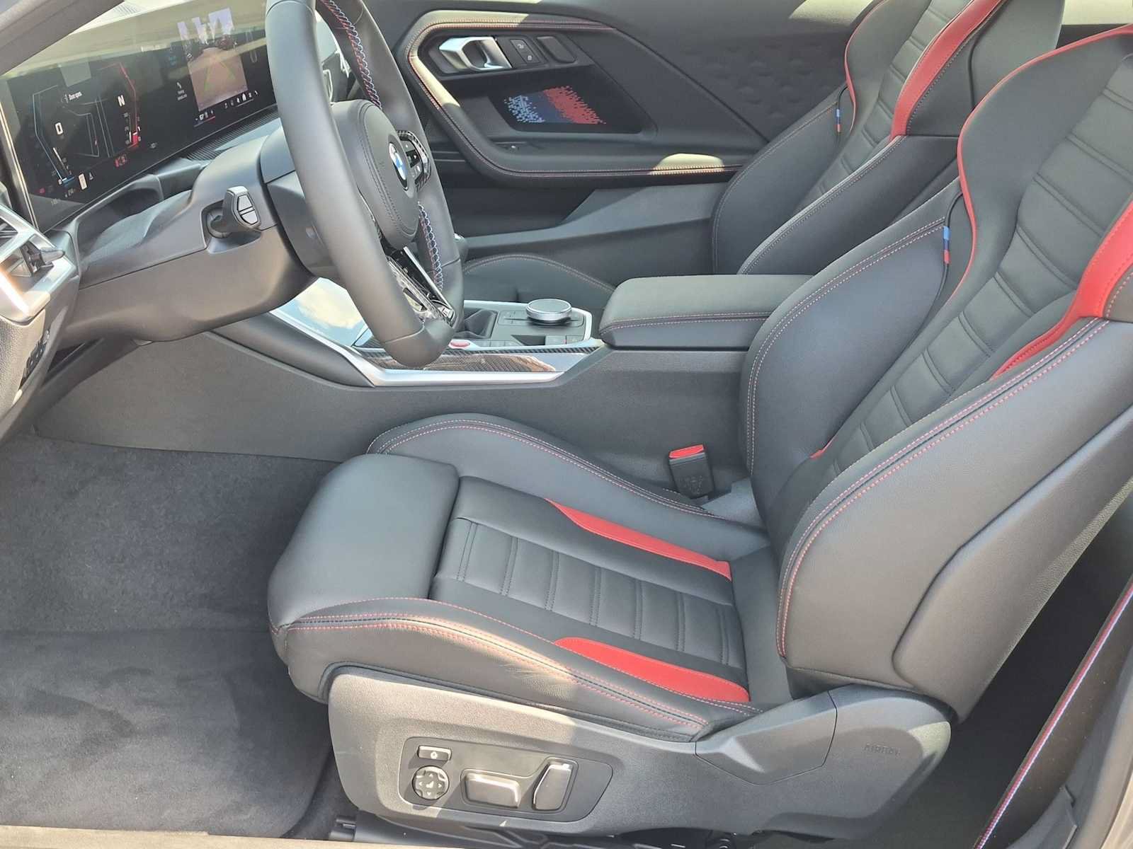 New 2026 BMW M2 w/ Lighting Package RWD image 17