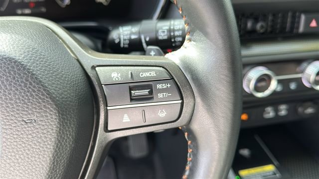 Used 2025 Honda CR-V Sport-L image 14