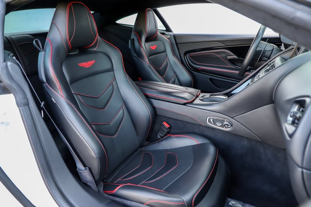 Used 2019 Aston Martin DBS Superleggera RWD image 6