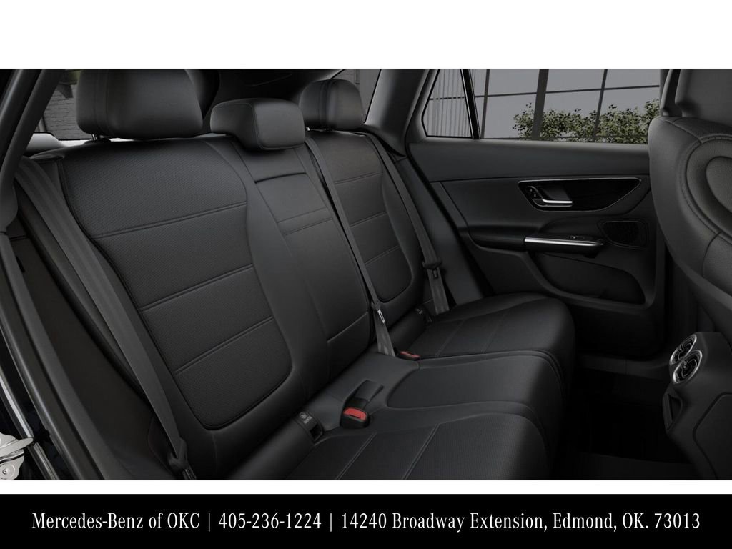 Used 2026 Mercedes-Benz GLC 300 4MATIC image 5