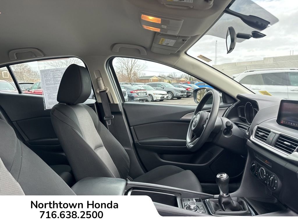 Used 2017 MAZDA MAZDA3 Sport image 16