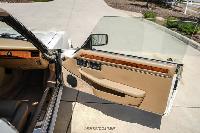 Used 1993 Jaguar XJS 4.0 Convertible RWD image 43