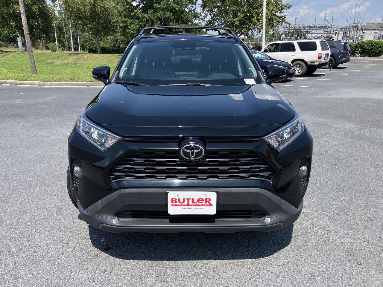 Certified 2021 Toyota RAV4 XLE Premium AWD/4WD image 8