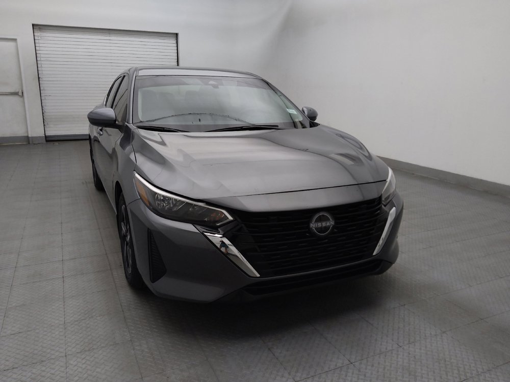 Used 2025 Nissan Sentra SV FWD image 14