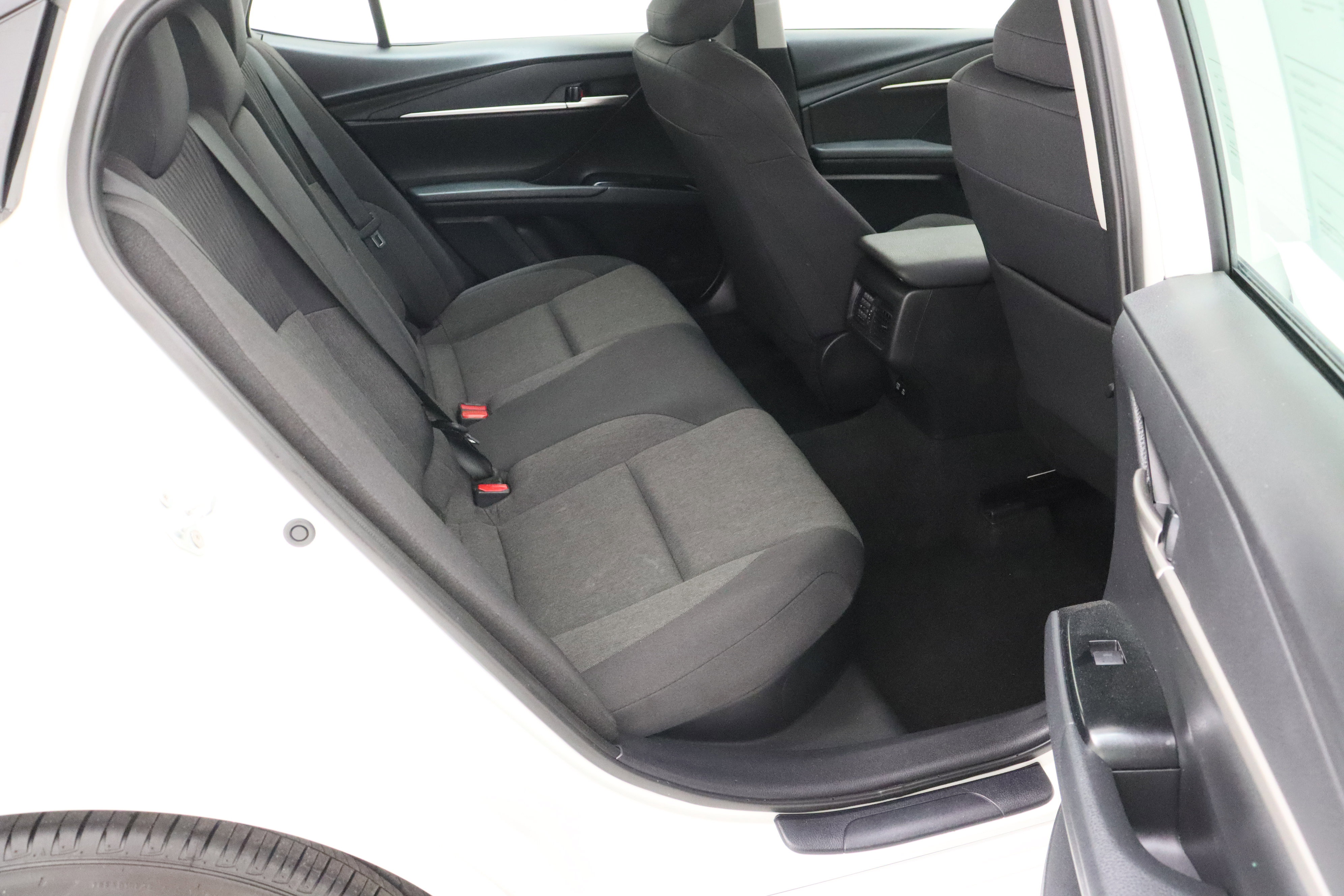 Certified 2025 Toyota Camry LE image 33