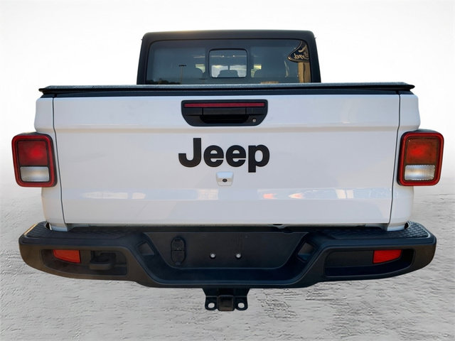 Used 2023 Jeep Gladiator Sport AWD/4WD image 3