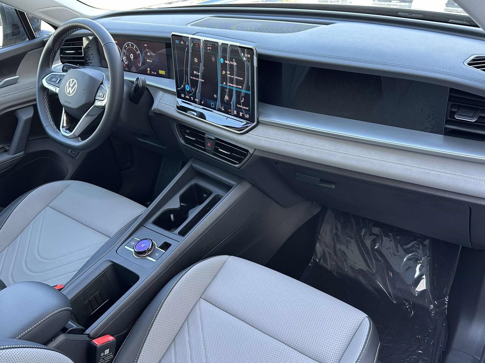 New 2026 Volkswagen Tiguan SE AWD/4WD image 12