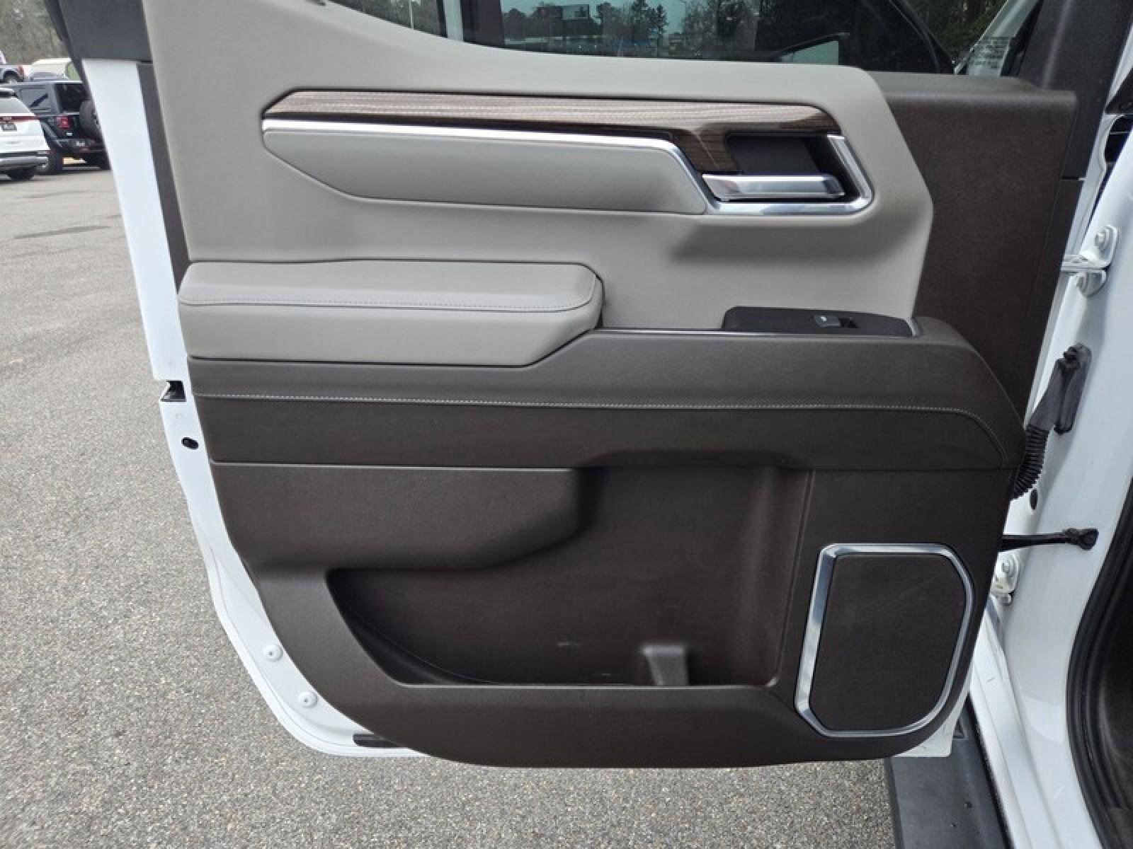 Used 2023 Chevrolet Silverado 1500 LT Trail Boss w/ Protection Package image 25