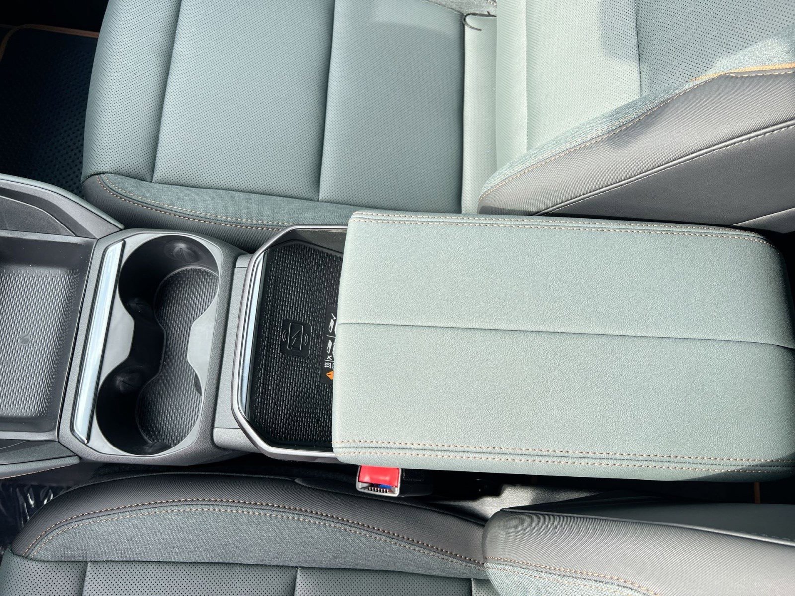 New 2026 GMC Terrain AT4 image 19