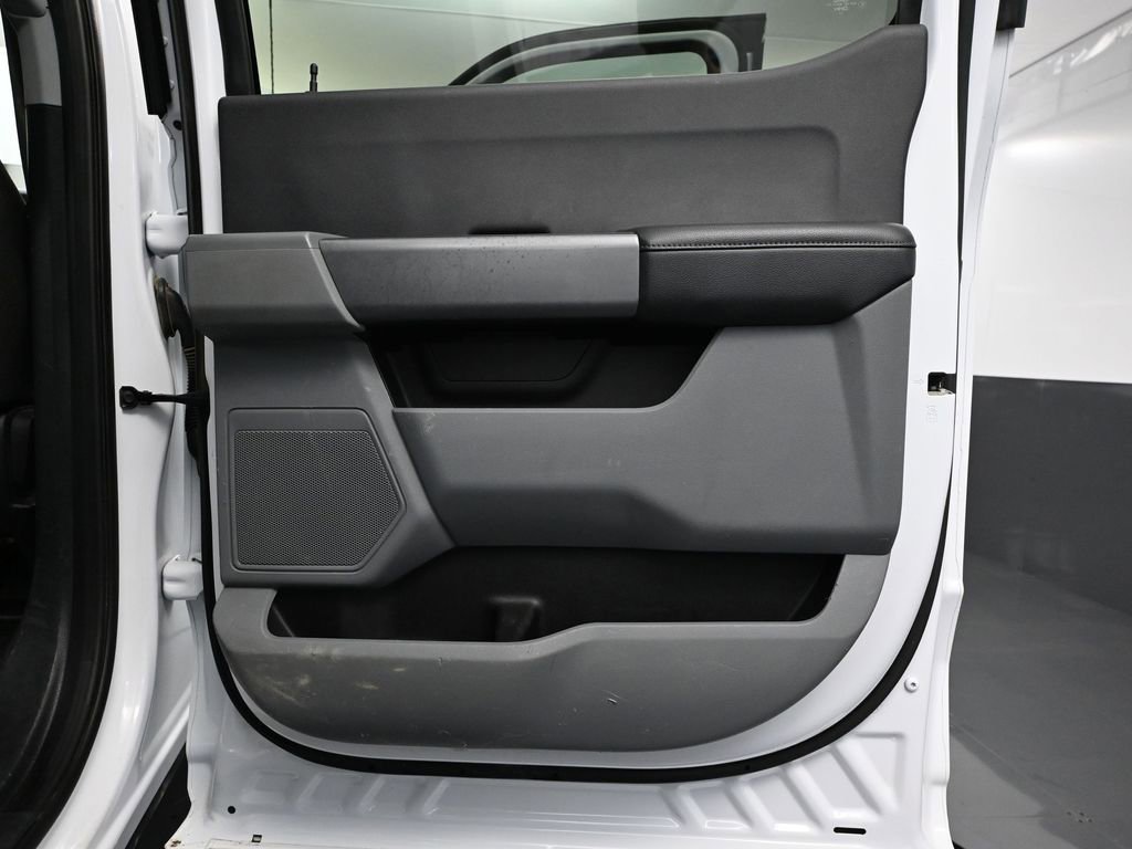 Used 2024 Ford F350 XLT w/ FX4 Off-Road Package image 40