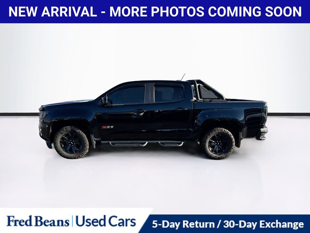 Used 2018 Chevrolet Colorado Z71 w/ Z71 Midnight Edition image 4