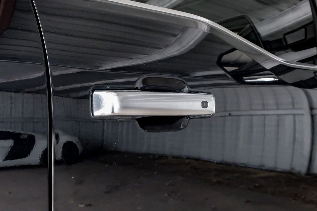 Used 2024 Ford F350 Limited w/ FX4 Off-Road Package image 42