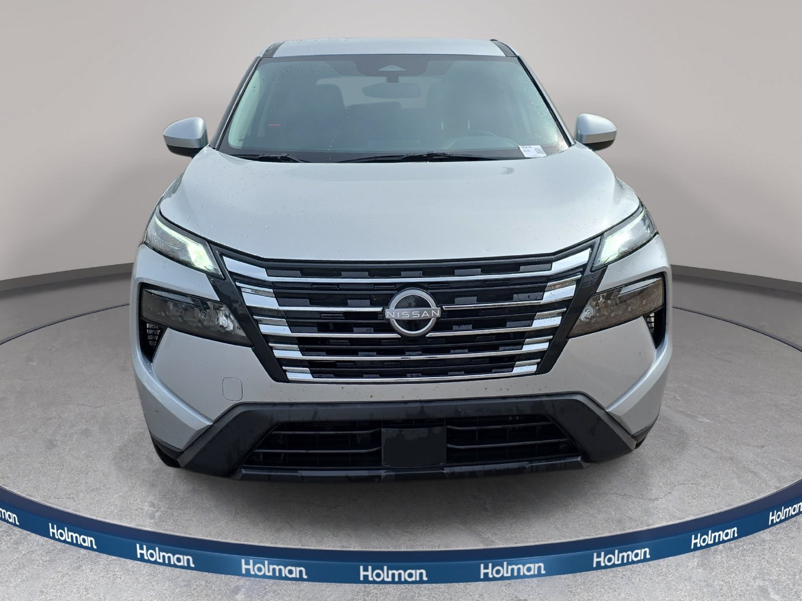 Used 2025 Nissan Rogue SV AWD/4WD image 3