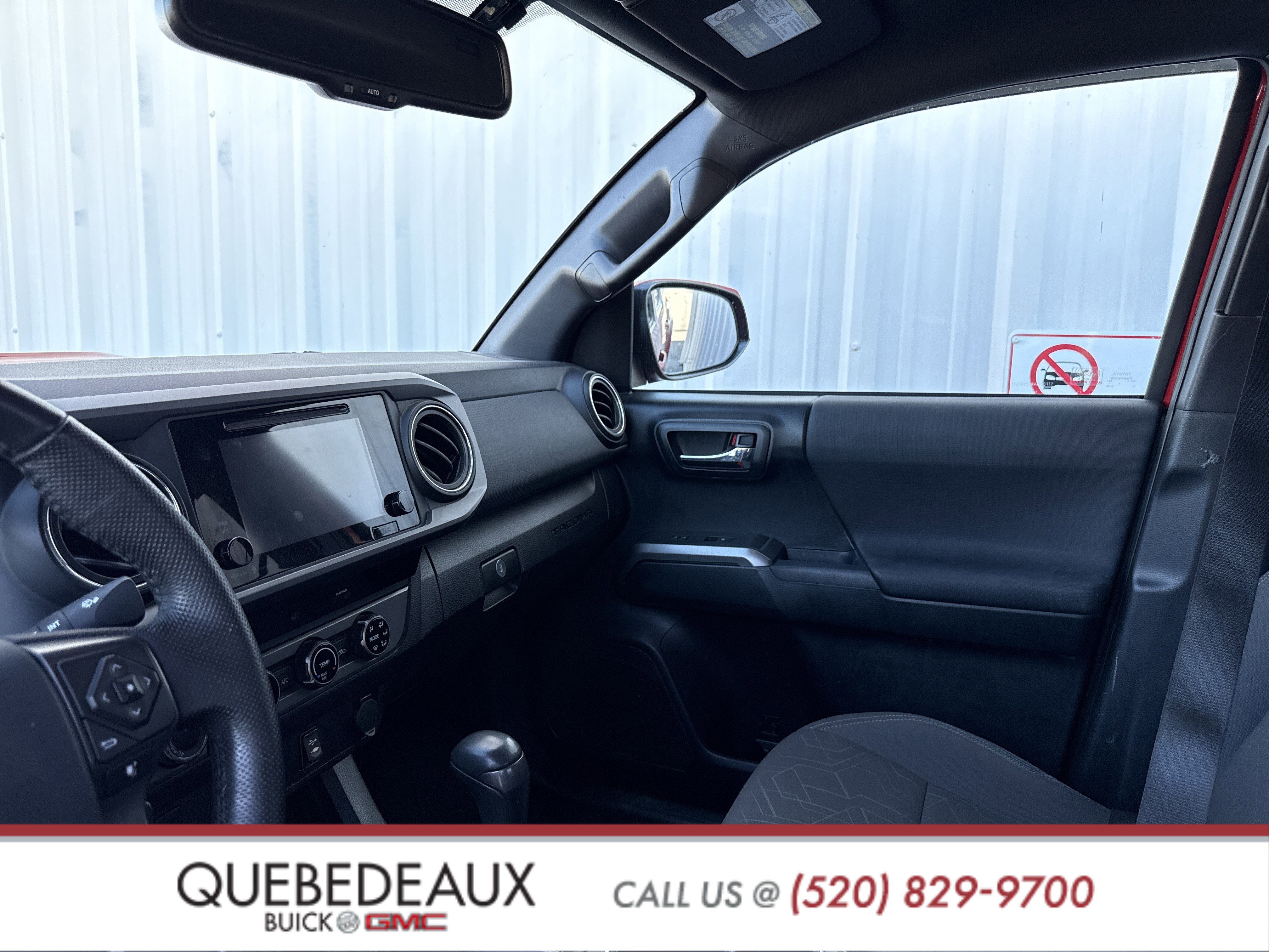 Used 2016 Toyota Tacoma TRD Sport image 15