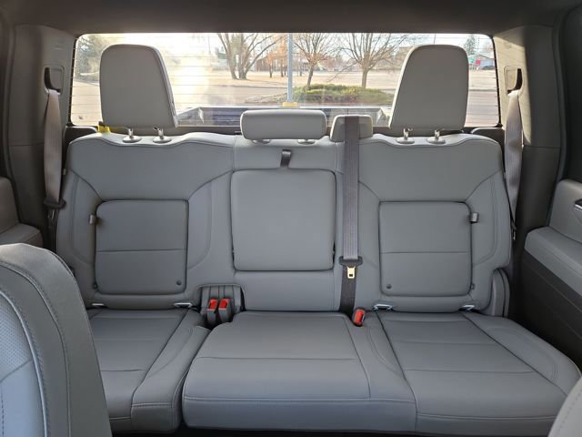 Used 2026 GMC Sierra 3500 SLT image 29