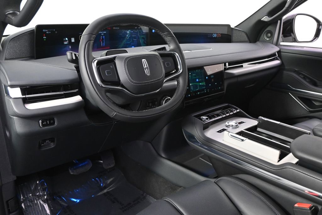 New 2026 Lincoln Navigator Reserve image 12